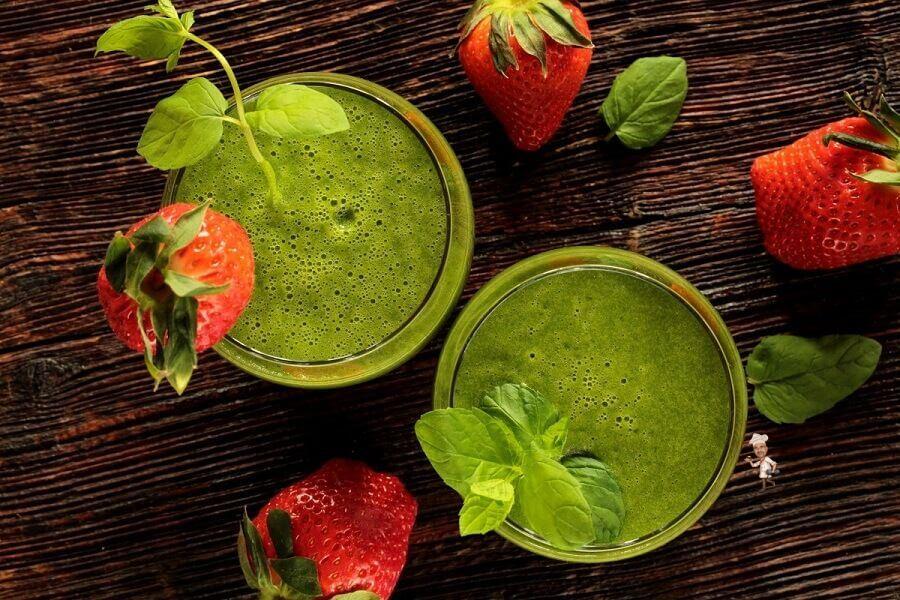 Skincare Smoothies for Glowing Skin and Hair